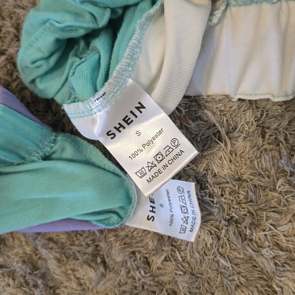 SHEIN 2 PC Matching Crop Top and Shorts Set - Picture 8 of 8